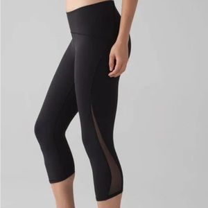 Lululemon Cropped Capri Leggings with Mesh Sides